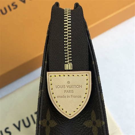 louis vuitton 26 clutch